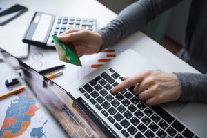 Manager-making-online-payment